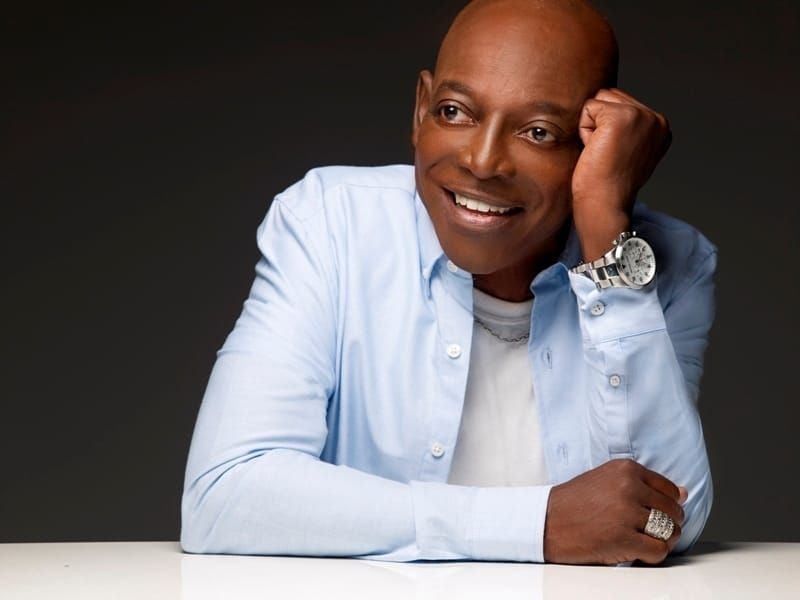 Broadway League will now dim all marquee lights in memory of Hinton Battle