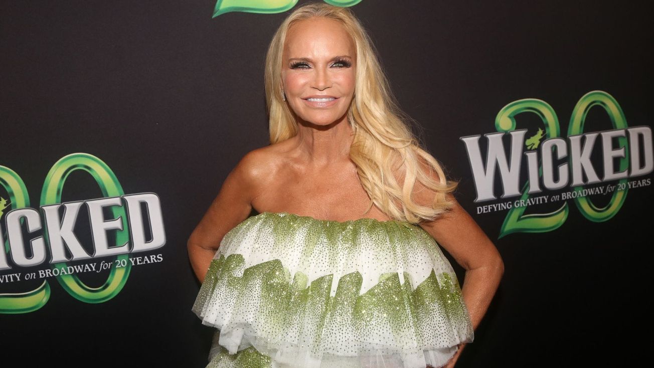 Kristin Chenoweth named a 2024 Matrix Award honoree