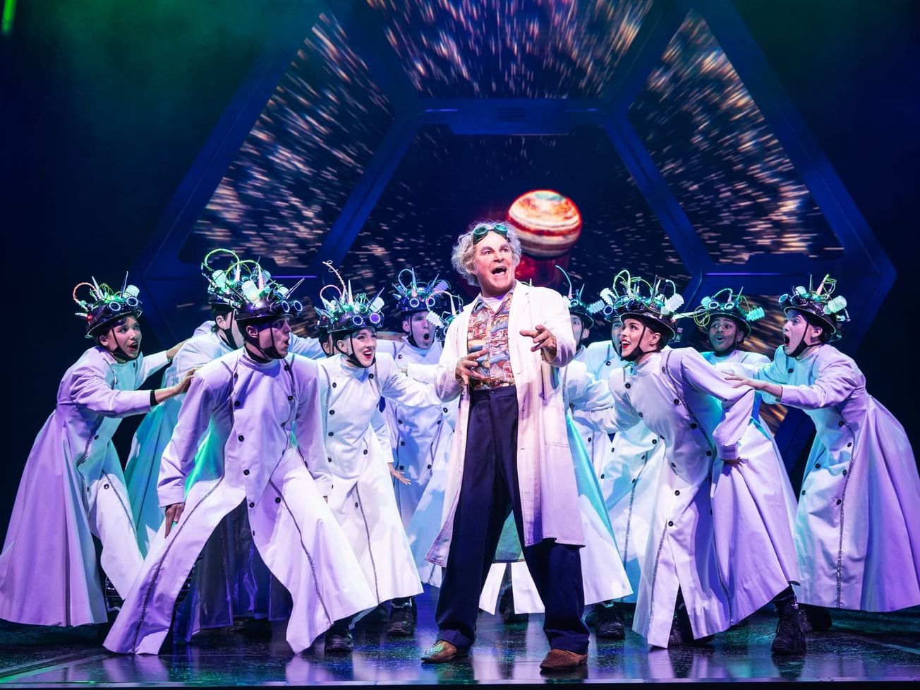 5 minutes with a Tony nominee: ‘Back to the Future’’s Roger Bart