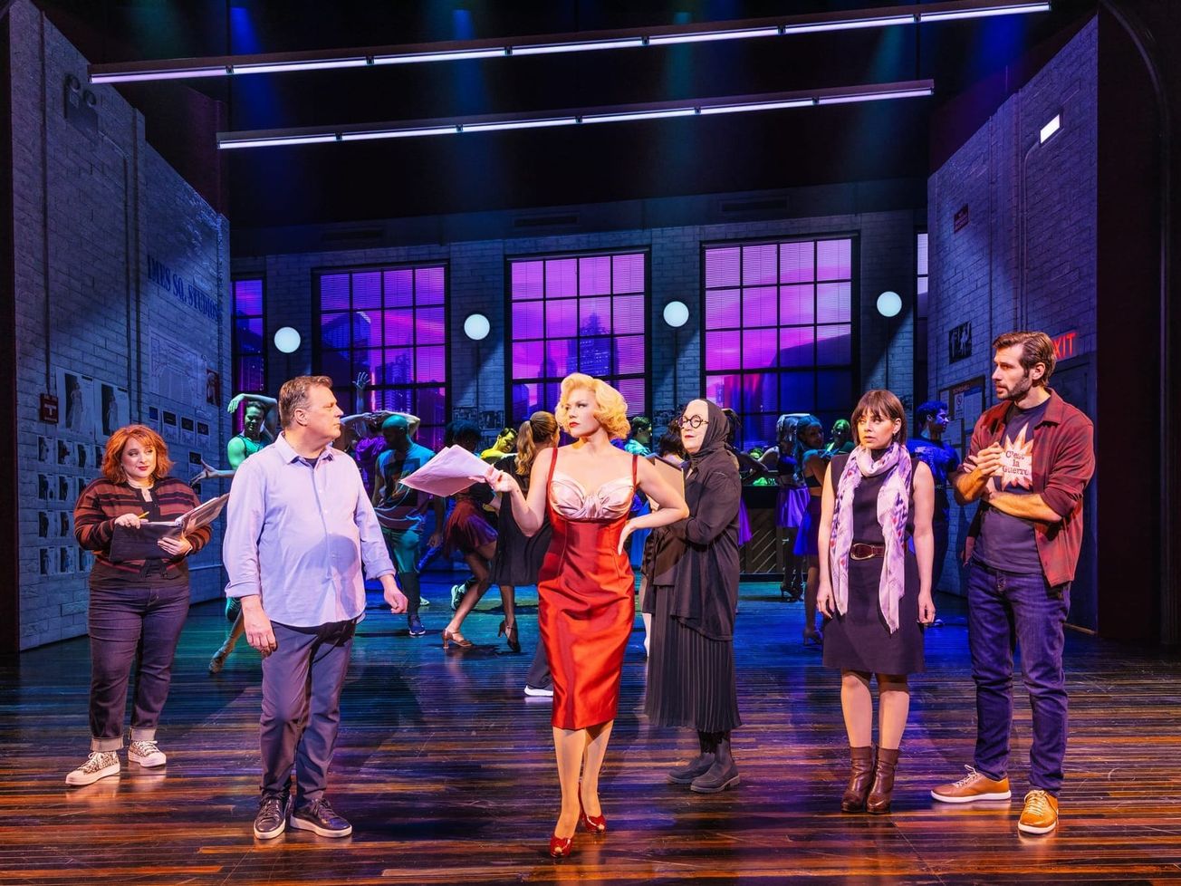 The Broadway Review: ‘Smash’ is a painfully unfunny farce