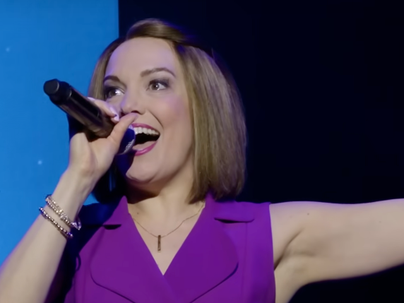 Stars of ‘Newsies,’ ‘Aladdin’ and more sing out at Epcot to celebrate 30 years of Disney on Broadway