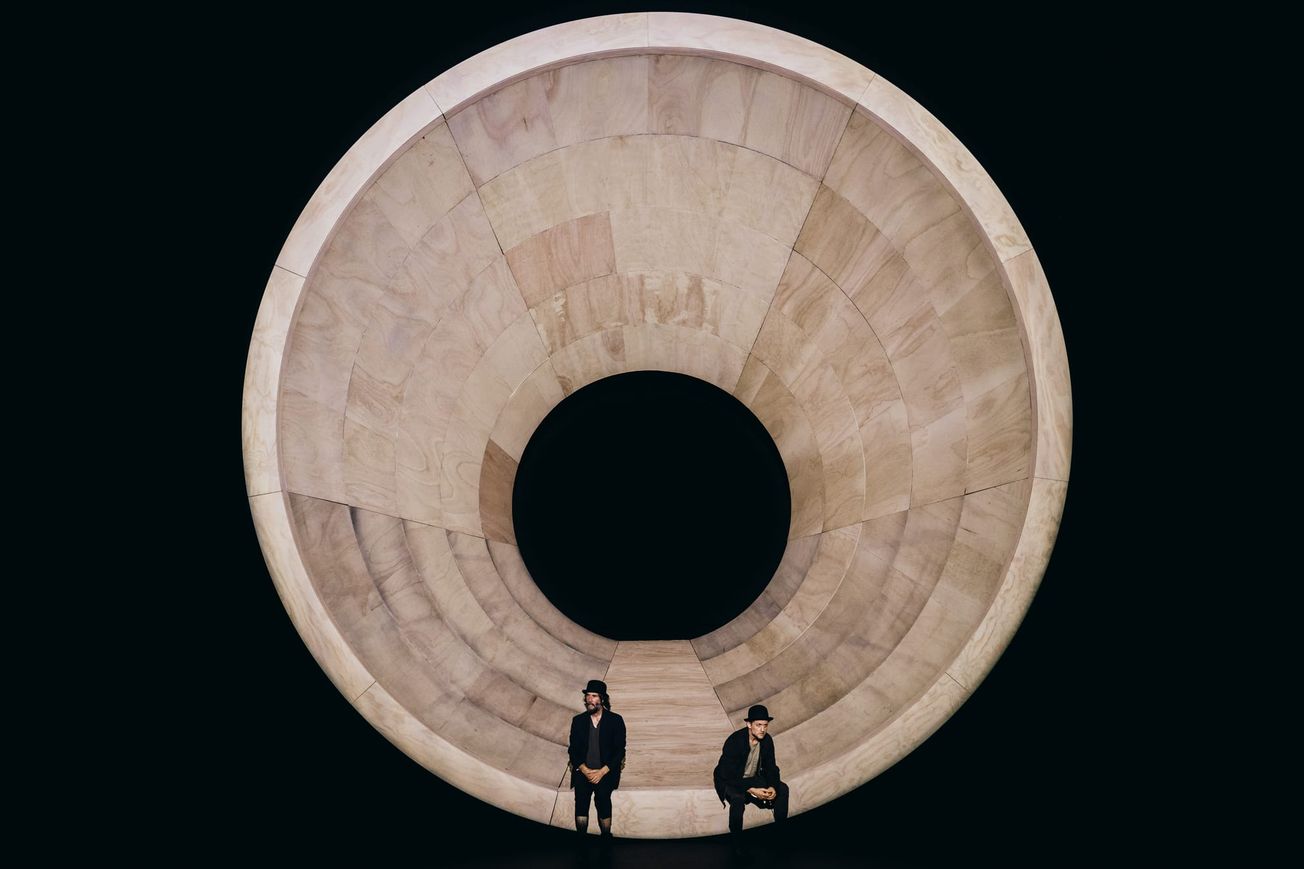 The story behind ‘Waiting for Godot’’s cornucopia set
