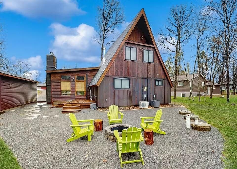 386 Lancer Court