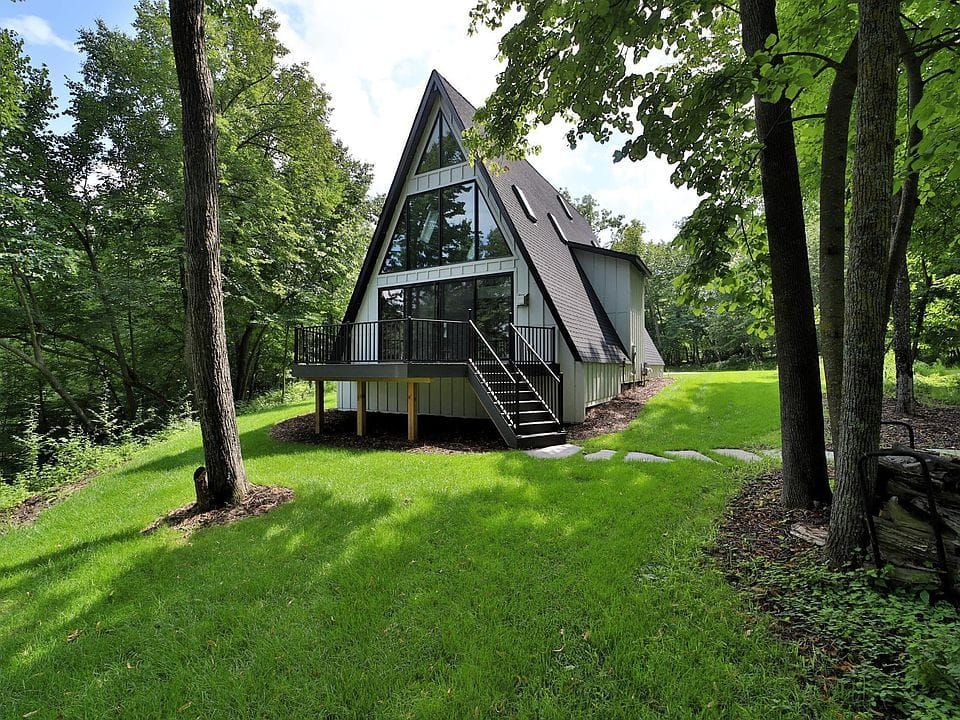 948 Bass Lake Rd