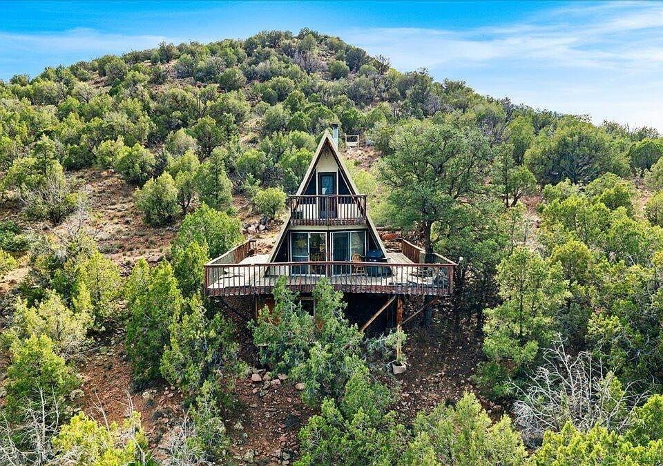 PEAK VISTA HIDEAWAY