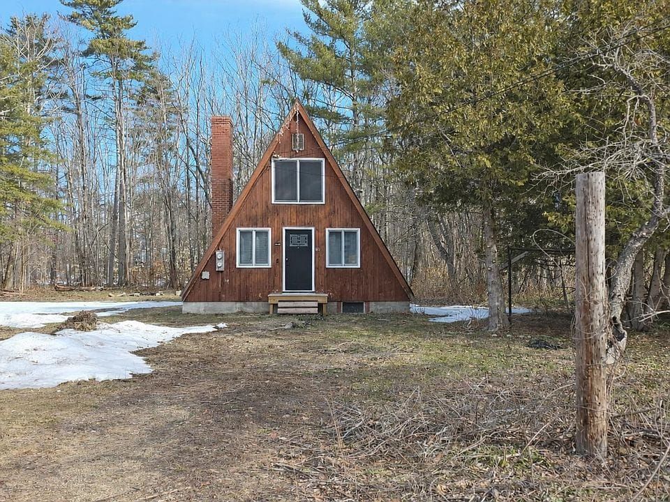 SIDETRACK CHALET CHARM