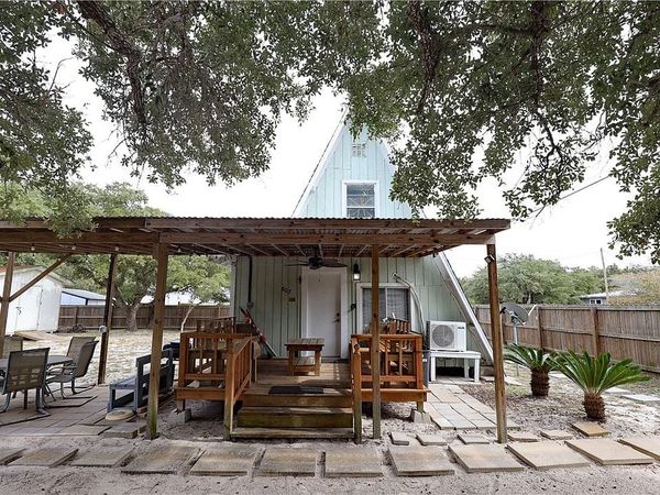 BAYSIDE LOFT LODGE