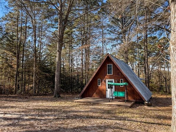 LAKEVIEW LOFT CABIN