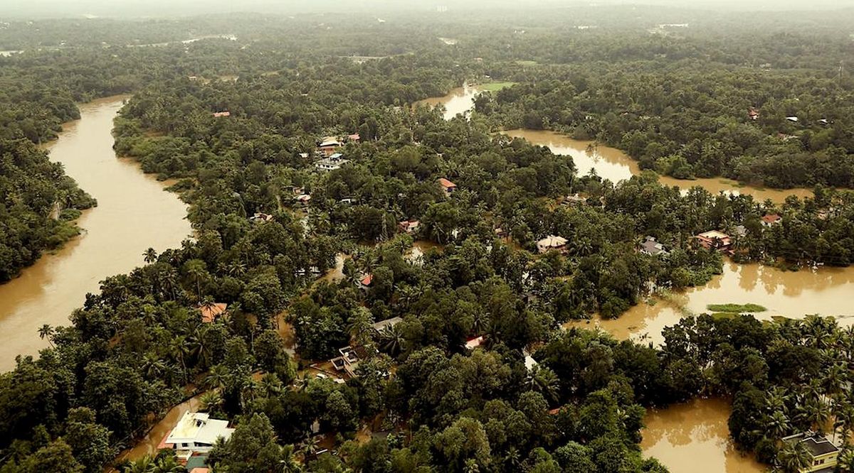 Kerala Floods: When the Comrades Shed their Clothes