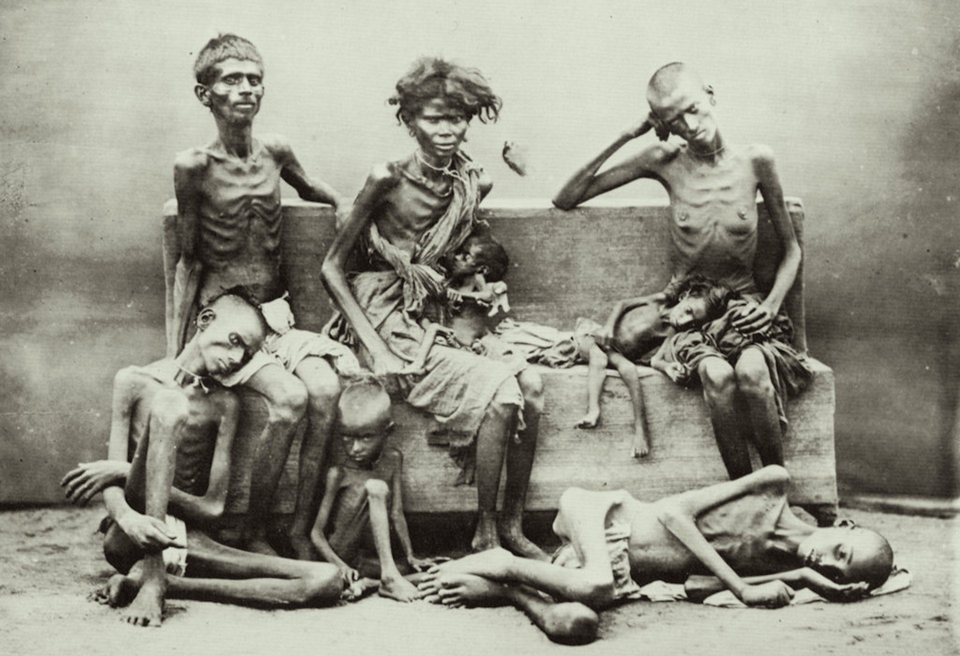 Podcast #79: How British Colonialism of India Created a Nation of Beggars