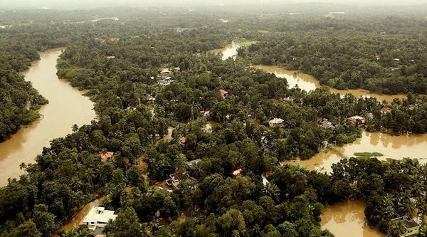 Kerala Floods: When the Comrades Shed their Clothes