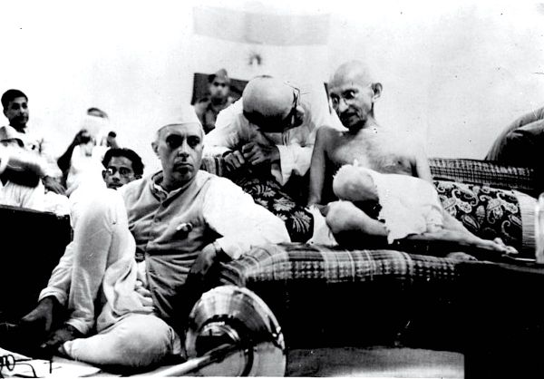 A Peek into the Congress Working Committee Under Mohandas Gandhi’s Dictatorship