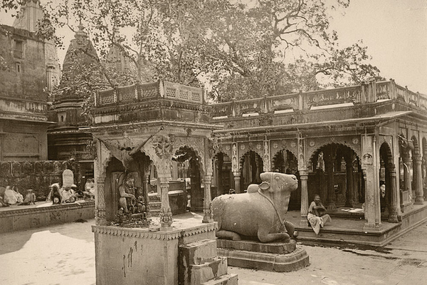 Historical Cookery over the Gyanvapi Mosque
