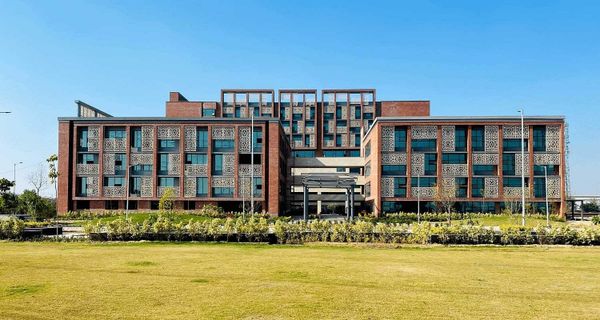 Learn the Indic way of Leadership @ Rashtram School of Public Leadership