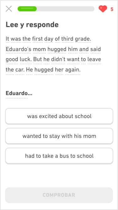 Captura de pantalla de un ejercicio de inmersión del curso de inglés para hablantes de español. Las instrucciones dicen "Lee y responde", y debajo hay un párrafo de 4 líneas en inglés. Debajo del párrafo está el comienzo de una oración en inglés y tres posibles respuestas que completan la oración.