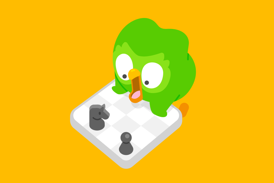 Illustration of Duo the owl at a chessboard with wide eyes and a wide-open mouth