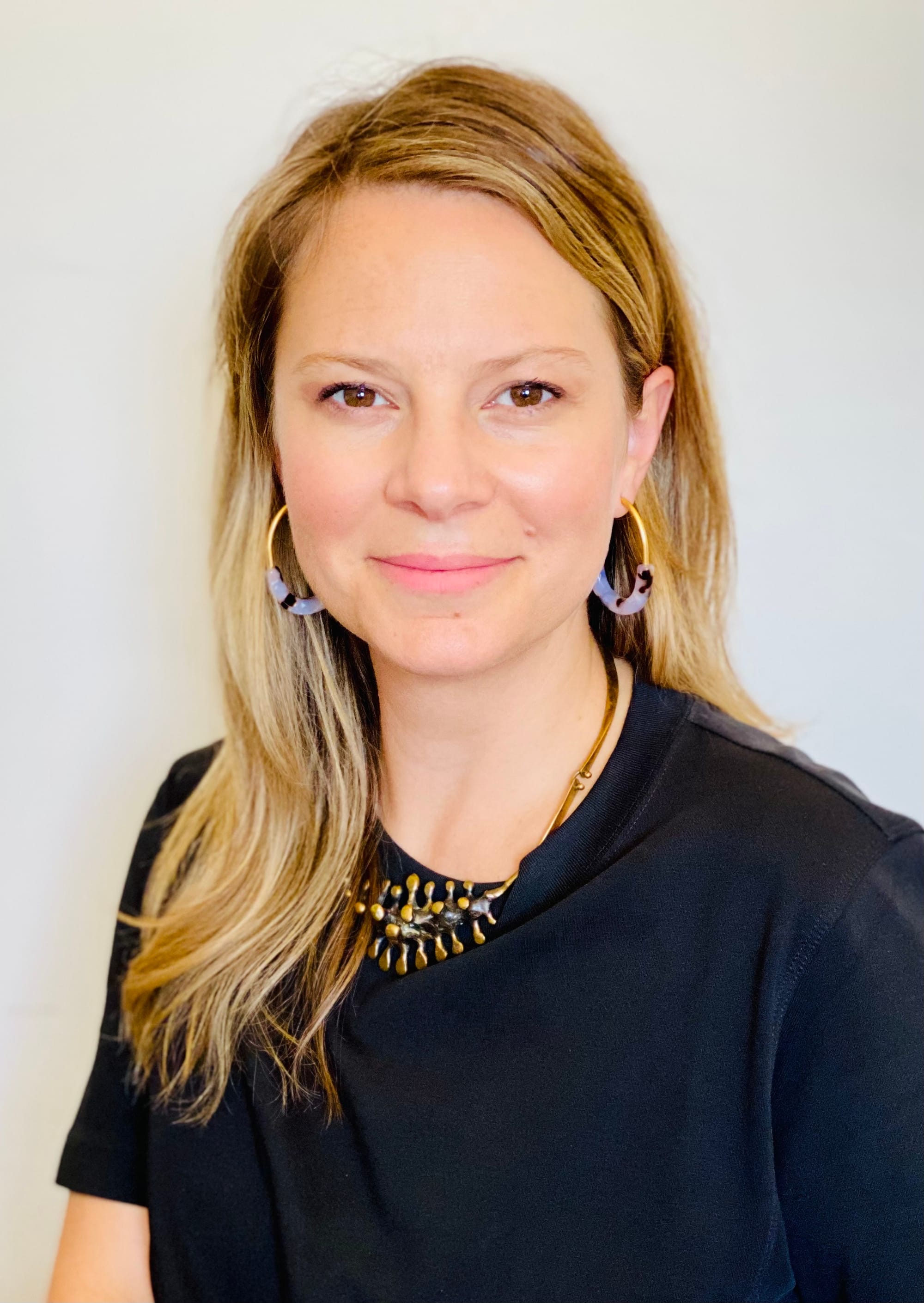 A photo of Elena Vrska.