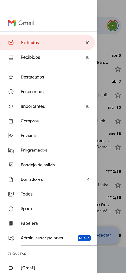 The Gmail menu is expanded to show all folders in Spanish