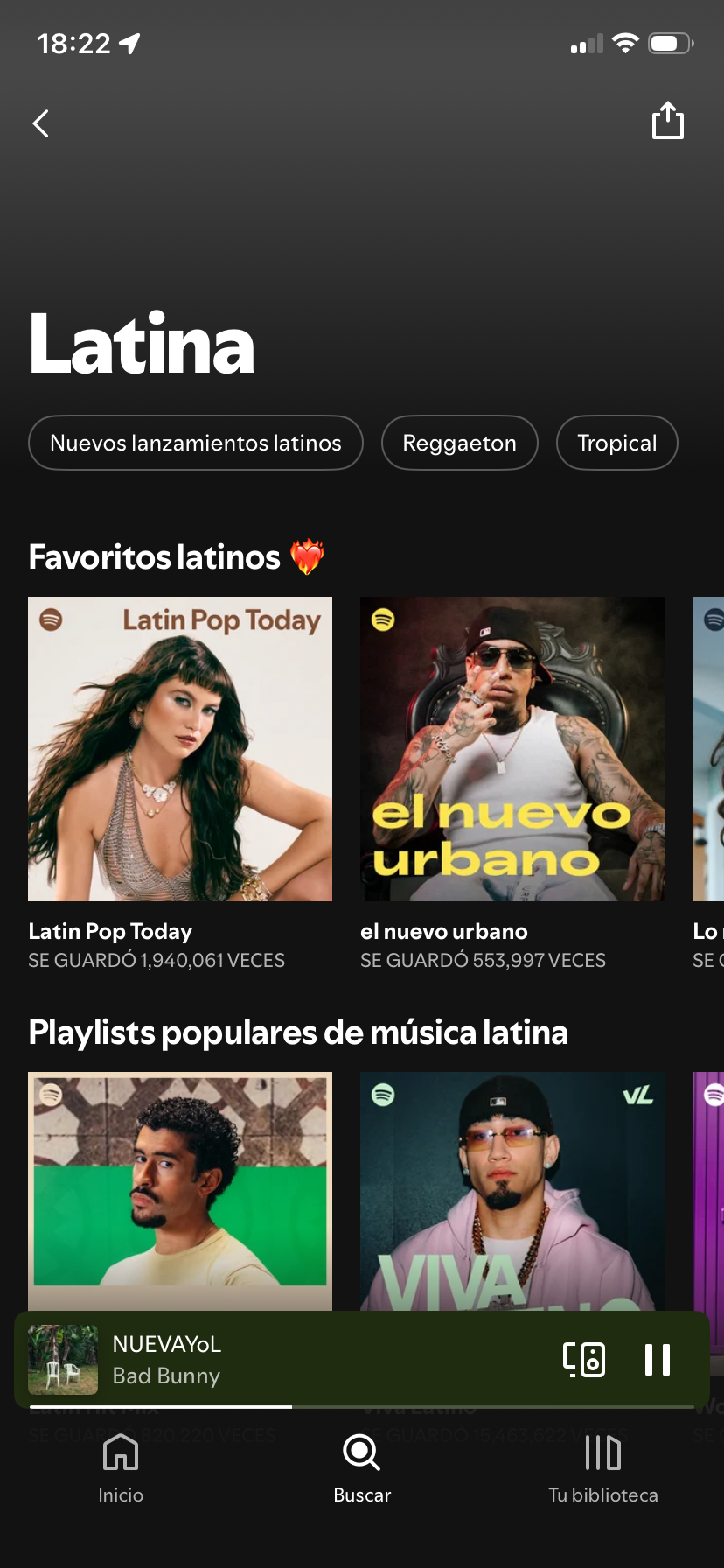 Screenshot of an iPhone screen on the Spotify app. Playlists are in Spanish.