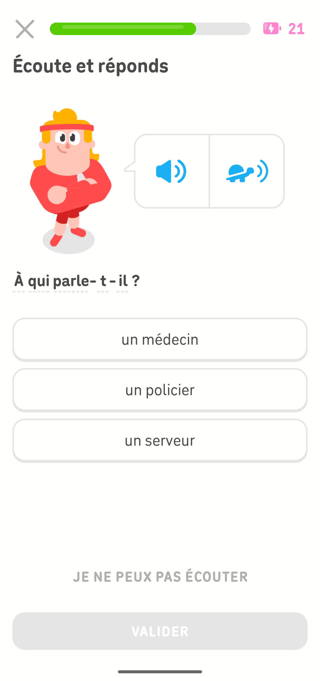 Exercice Duolingo affichant « Écoute et réponds. » Eddy prononce une phrase et l’utilisateur doit sélectionner la bonne réponse.