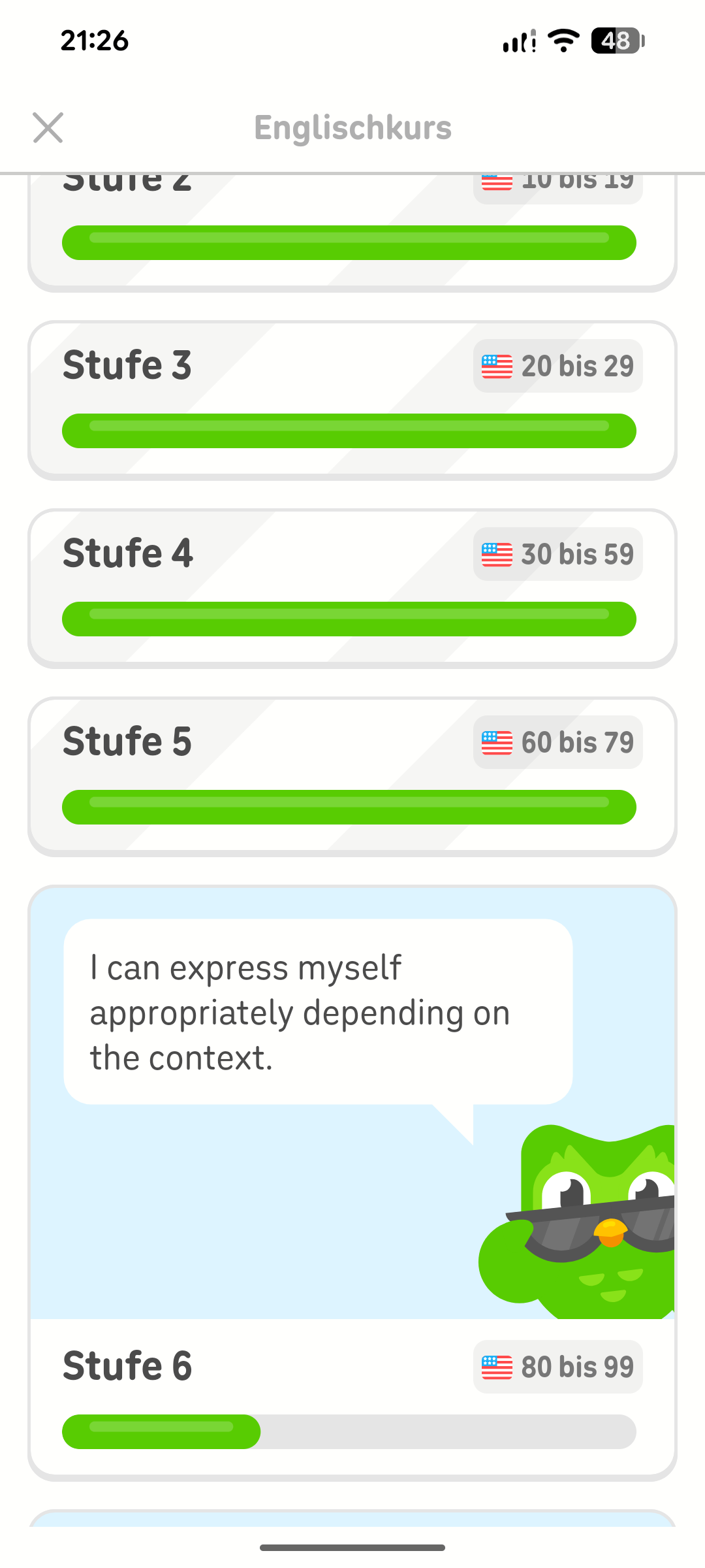 Screenshot der Liste der Stufen des Englischkurses, die zeigt, wie viel der aktuellen Stufe abgeschlossen ist und welche die nächste Stufen ist.