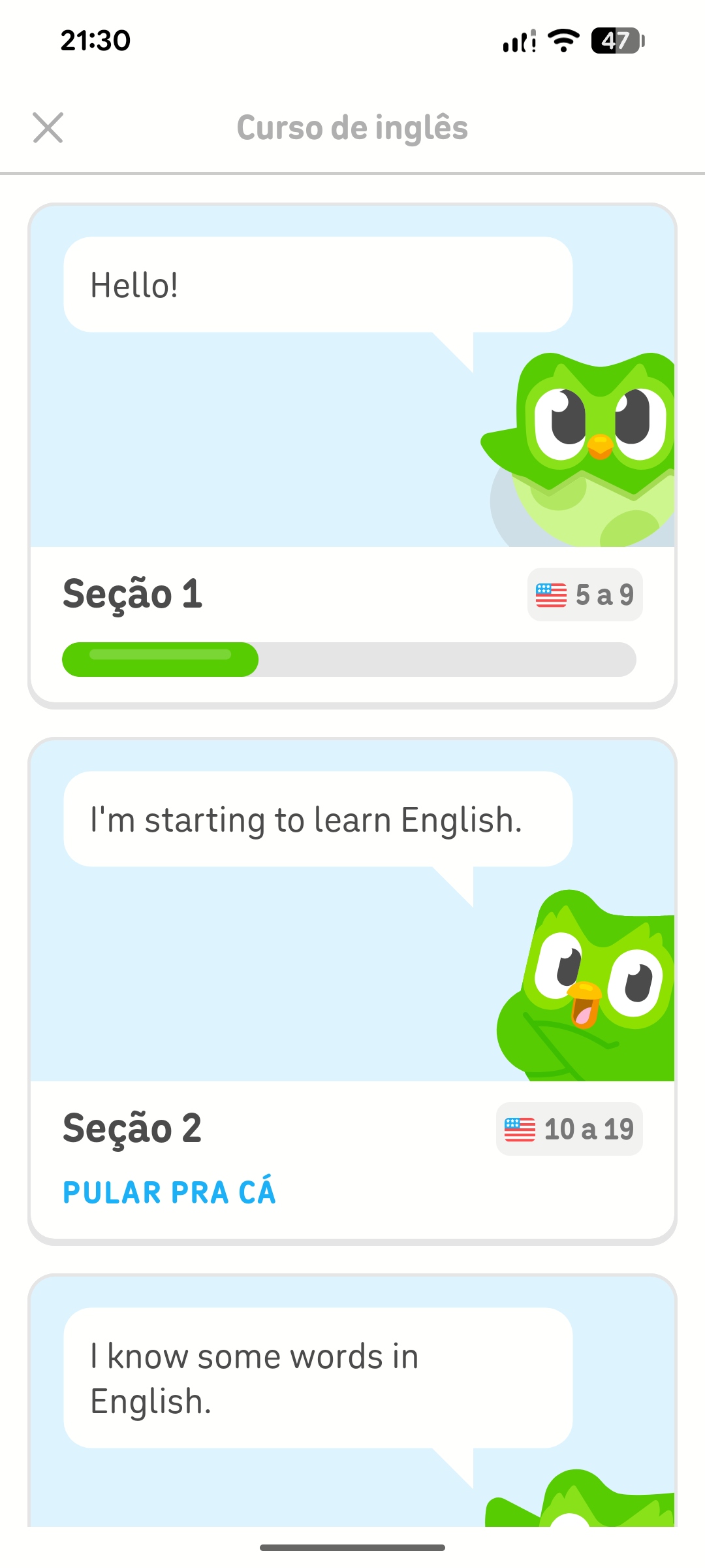Captura de tela do menu das seções do curso de inglês, mostrando quanto da seção atual foi concluído e as próximas seções.