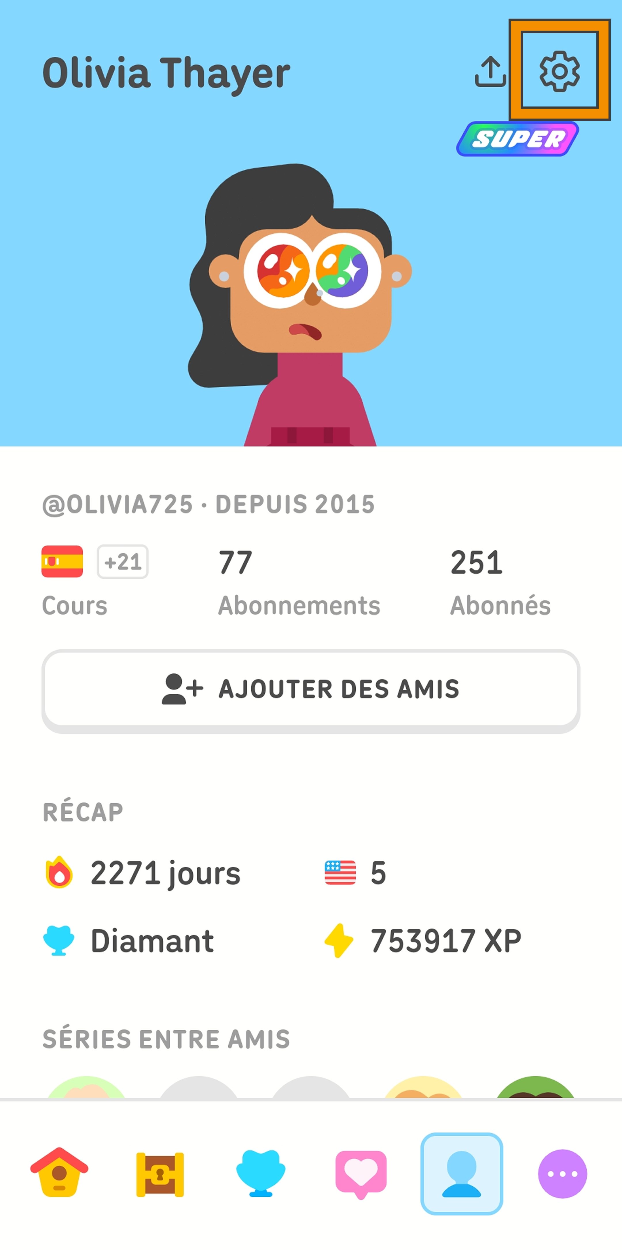 Capture d'écran du profil d'un utilisateur Duolingo. Un carré orange entoure l'icône de roue d'engrenage en haut à droite de l'écran, indiquant l'option permettant d'accéder aux paramètres de l'application Duolingo.