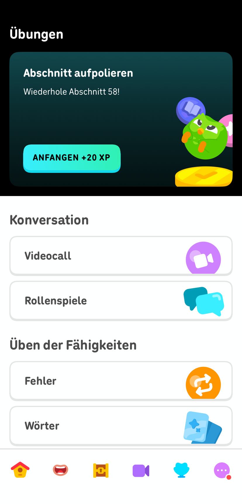 Screenshot des Übungstabs in der Duolingo-App. Es werden mehrere Optionen angezeigt, u. a. „Videocall“, „Fehler“ und „Wörter“.