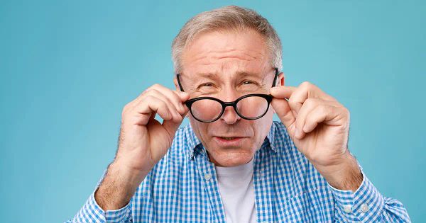 Reduzir o estresse oxidativo no cristalino protege contra cataratas