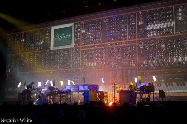 Jean-Michel Jarre: Great Vibes im Hallenstadion