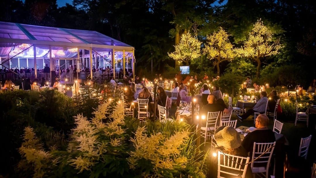 Música ao ar livre embala o verão na Casa Loma