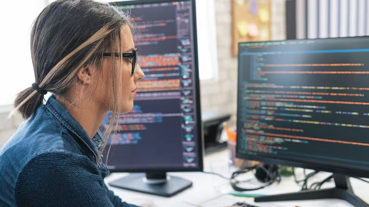 Setor de tecnologia vê queda nas vagas e perde apelo entre jovens