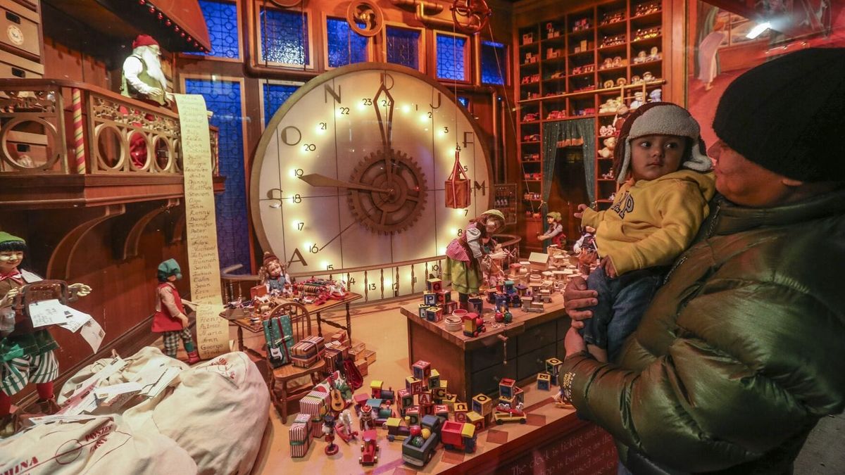 Vitrines natalinas da Hudson’s Bay serão mantidas mesmo após fechamento da loja