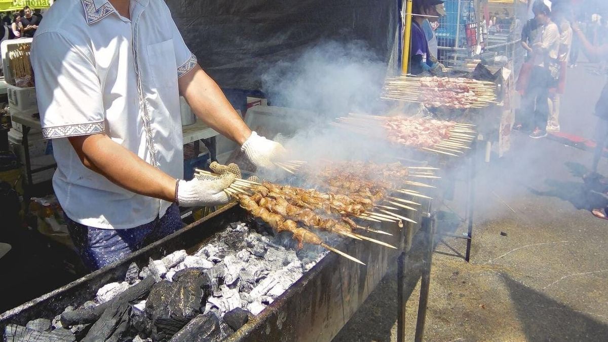 Festival reúne mais de 100 barracas de comida asiática e atrações ao vivo