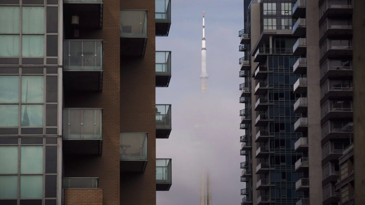 Queda nos preços faz condos em Toronto voltarem ao patamar de 2019