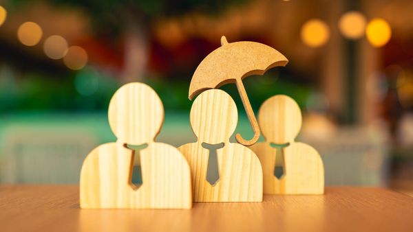 Número de canadenses no seguro-desemprego cresce 12,8% em um ano