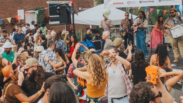 Arraiá on Yonge transforma Midtown em grande festa junina neste sábado