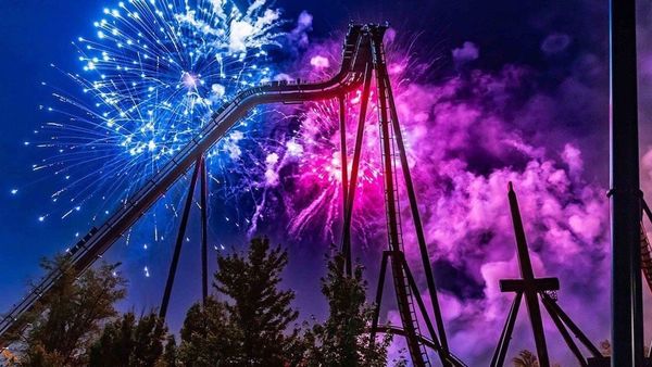 Canada's Wonderland amplia programação de fogos neste verão