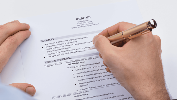 Currículo otimizado já não basta para conseguir emprego no Canadá