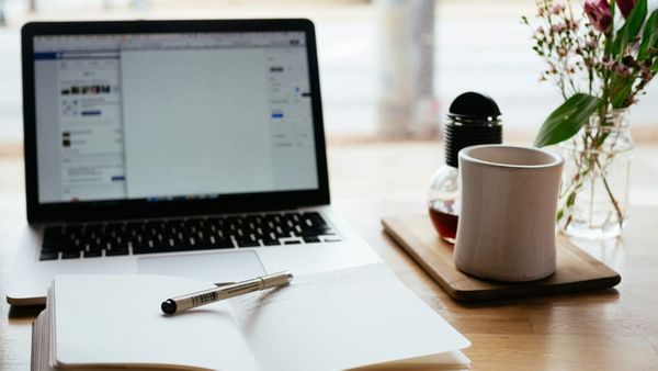 Recrutadores explicam como a cover letter ainda pode ajudar candidatos