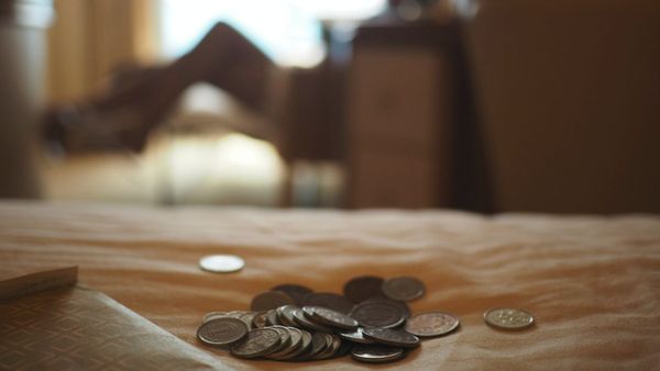 Salário mínimo em Ontário aumenta, mas será que é suficiente?