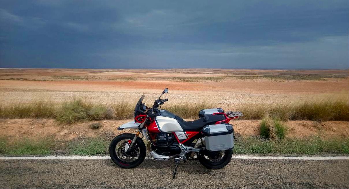 Guzzi V85TT