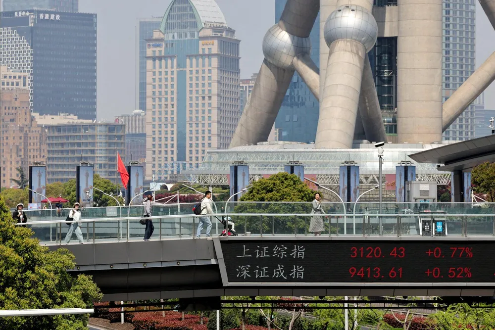 中国股市跌入熊市：国家队救市为何失效？