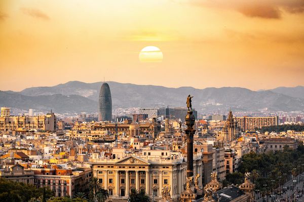 10 Easiest Countries for Americans to Move To in 2026