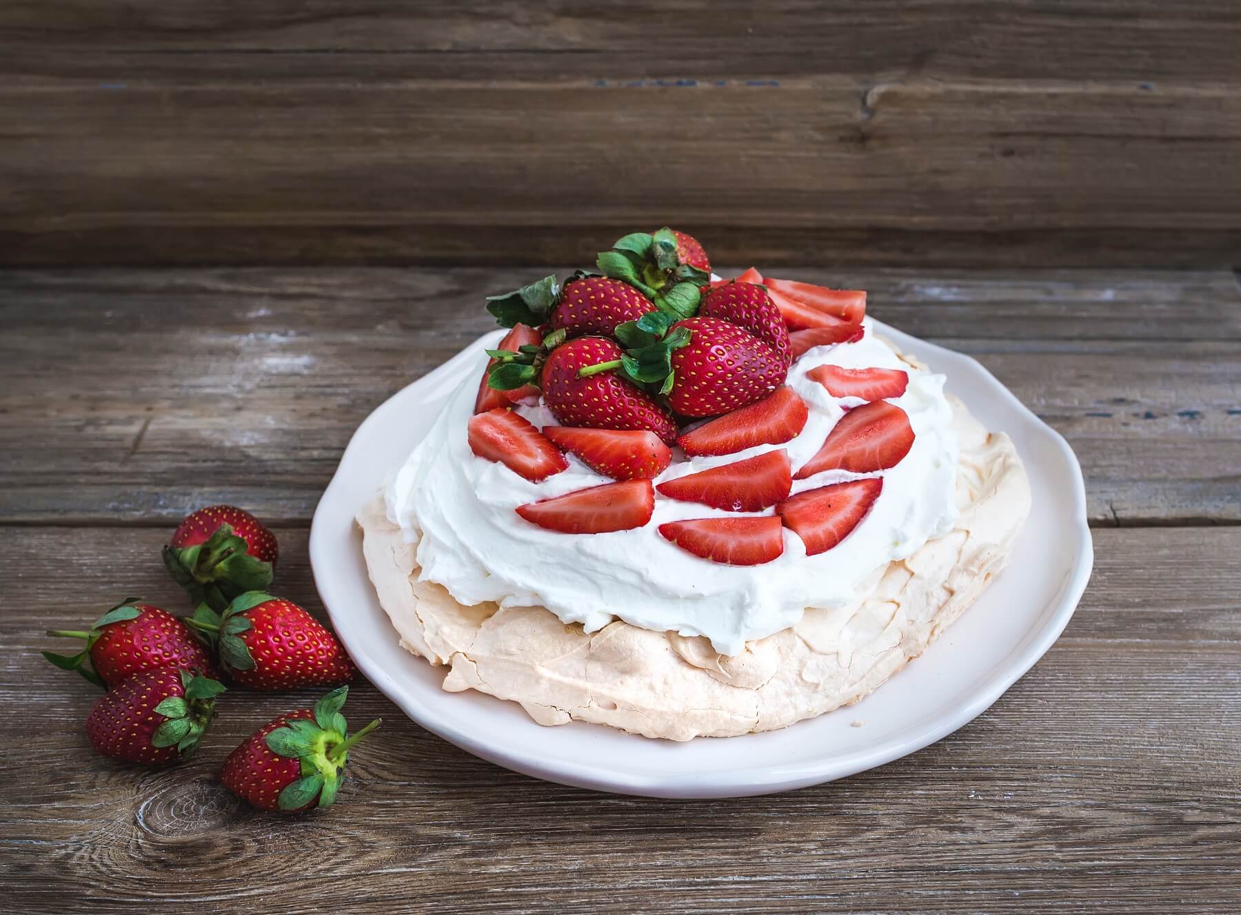 Classic Strawberry Pavlova