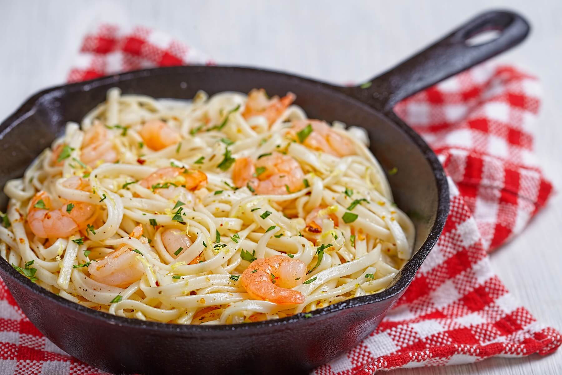 Speedy Garlic Prawn Linguine Recipe
