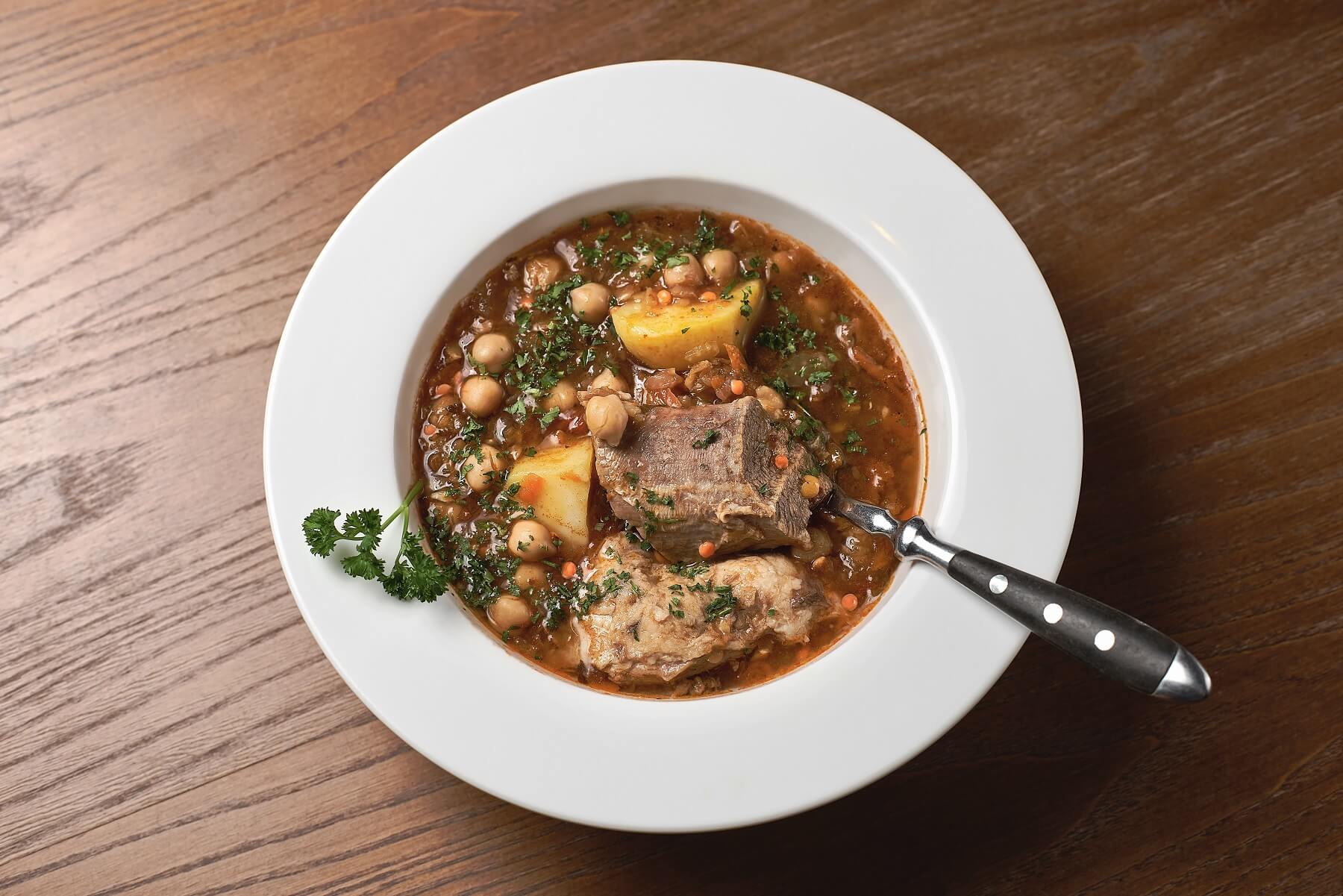 Red Wine Lentils and Garlic Lamb Recipe