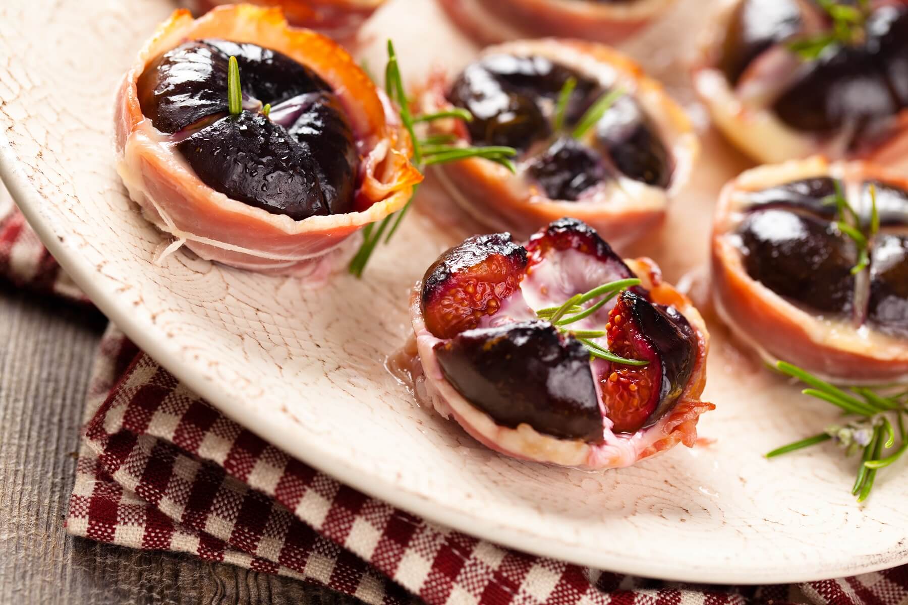 Bacon-wrapped Fig Canapes