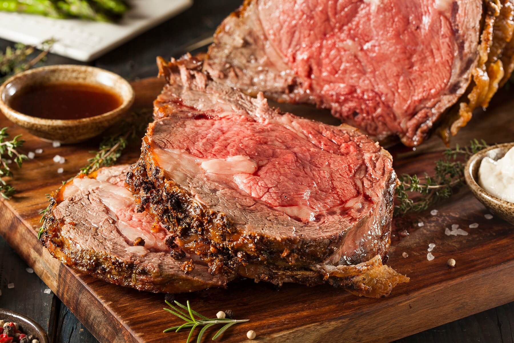 Barbecue Beef Fillet with Mustard Sauce Recipe