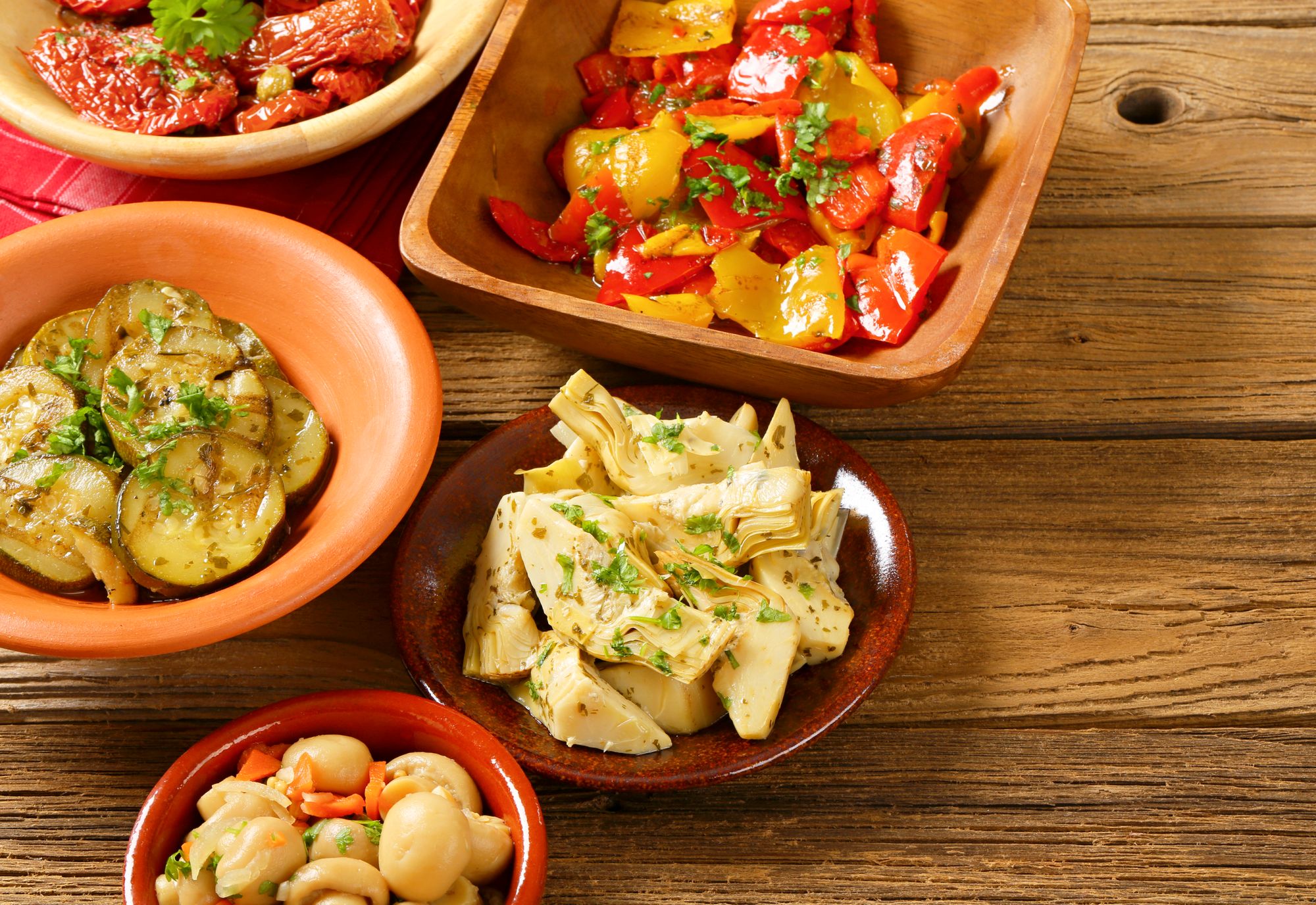 Roasted Pepper and Artichoke Salad